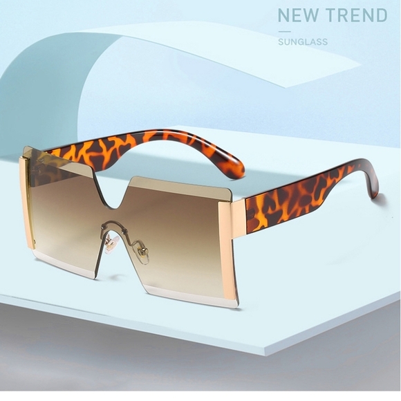 NEW Bold Geometric Rectangular Fashion Sunglasses With Case - Picture 14 of 16